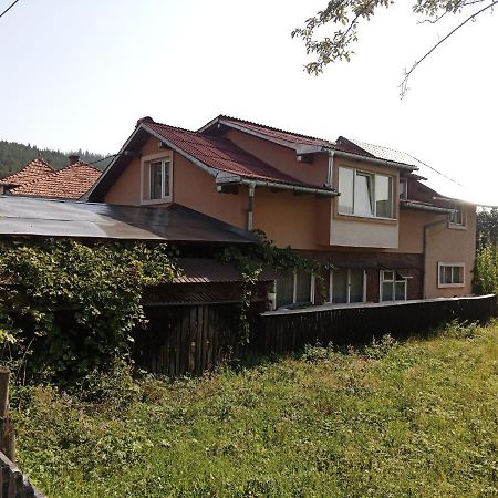 坎普朗莫道尼斯Casa Cristian别墅 外观 照片